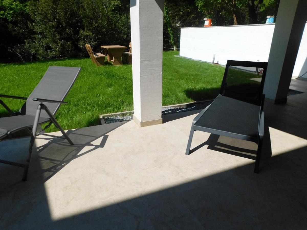 Active Chillax Oasis Apartments Ankaran Eksteriør billede