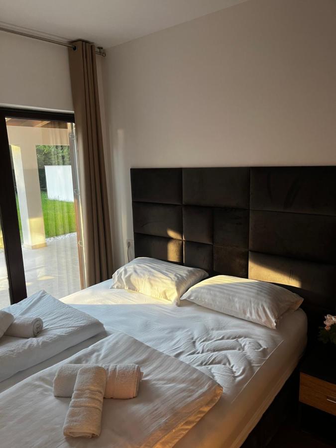 Active Chillax Oasis Apartments Ankaran Eksteriør billede